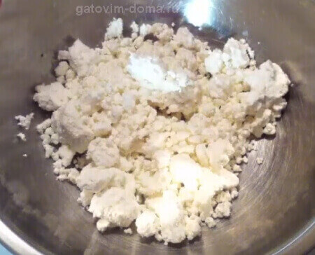 Творог гранулированный для приготовления домашнего крема на торт